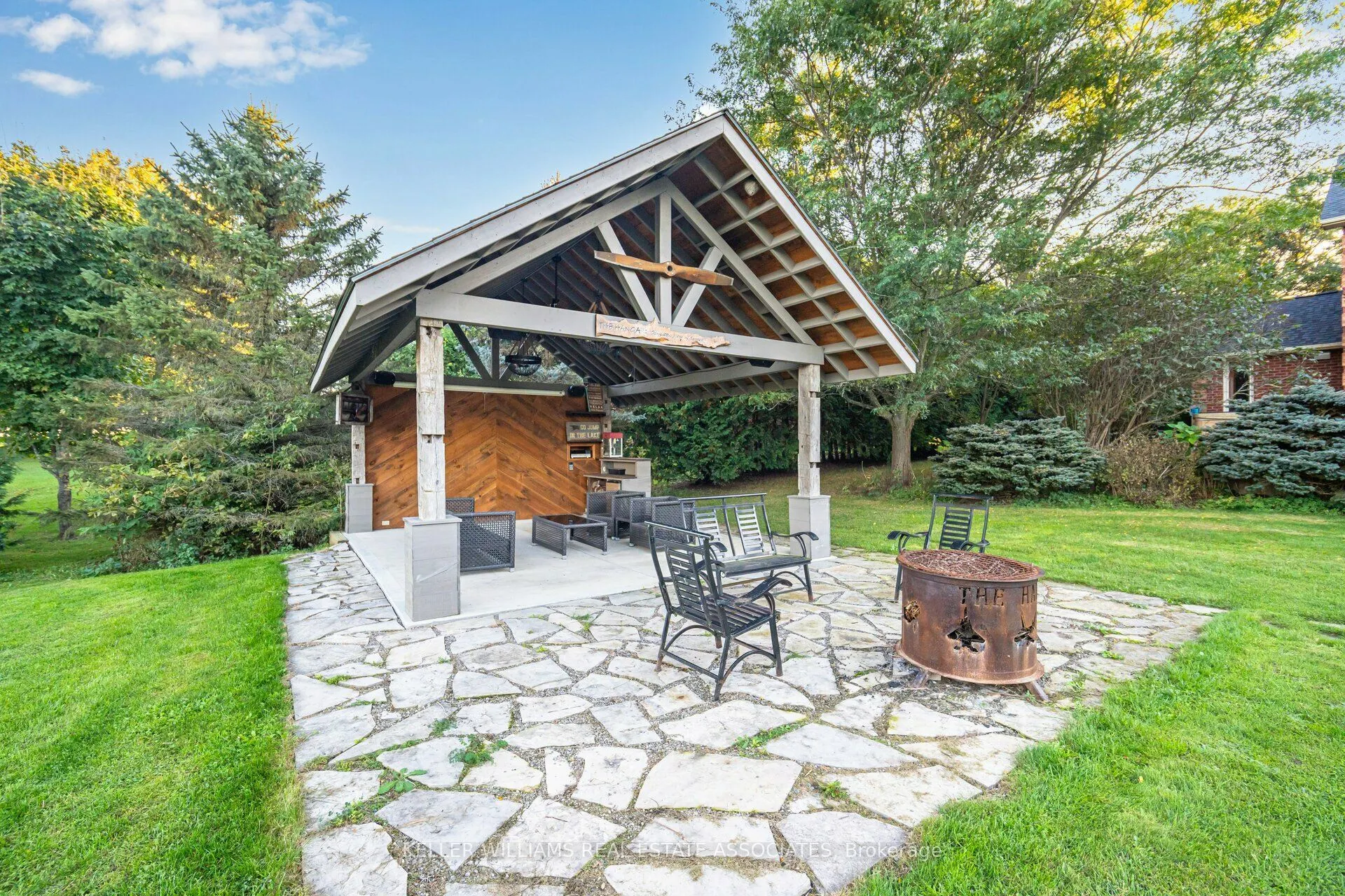 7521 Keenansville Road