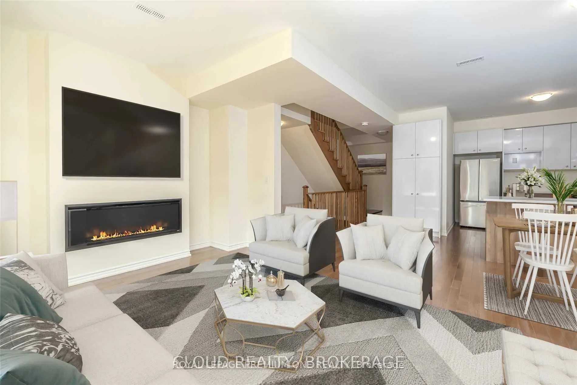 24 Elsinore Street