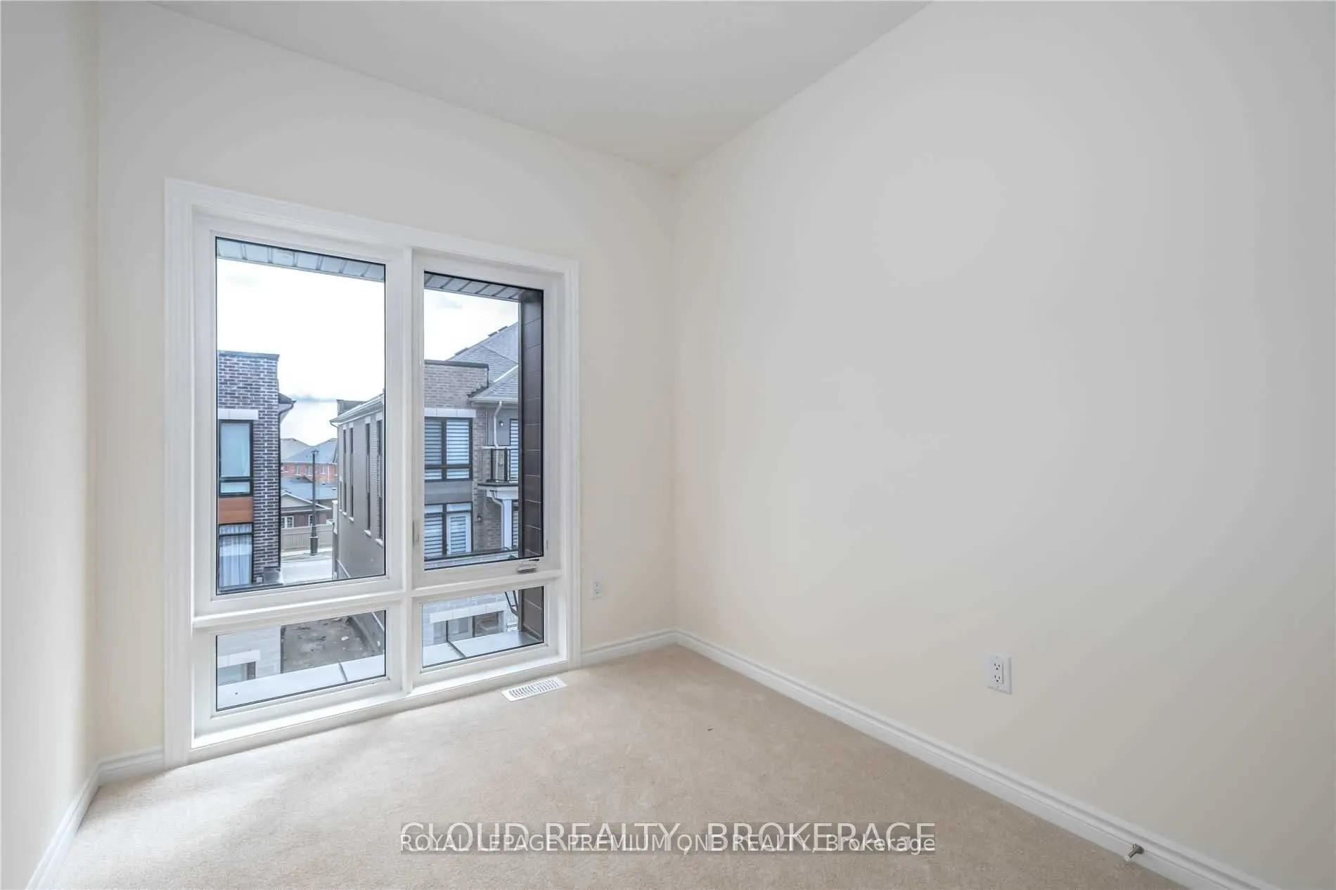 24 Elsinore Street