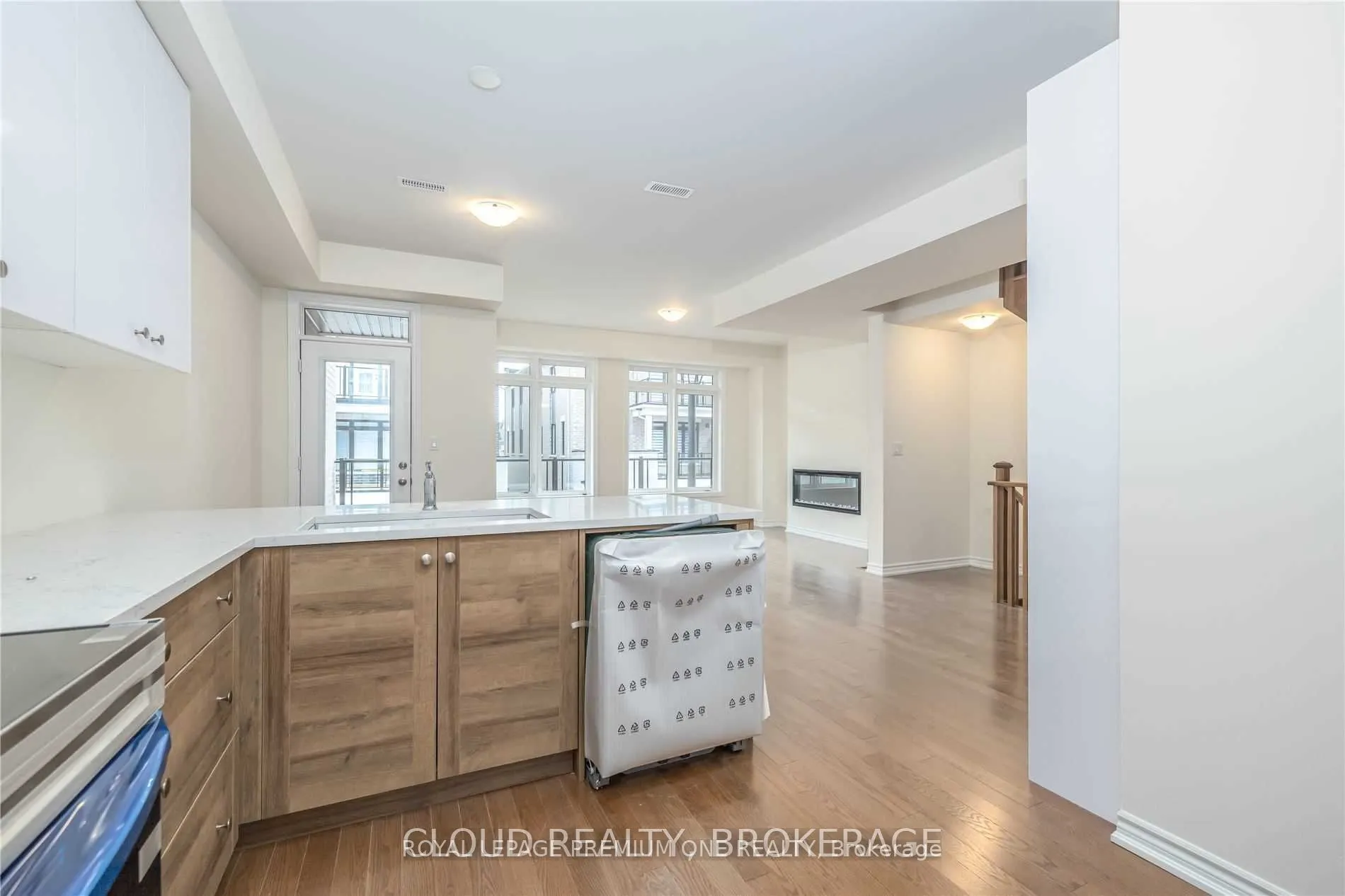 24 Elsinore Street