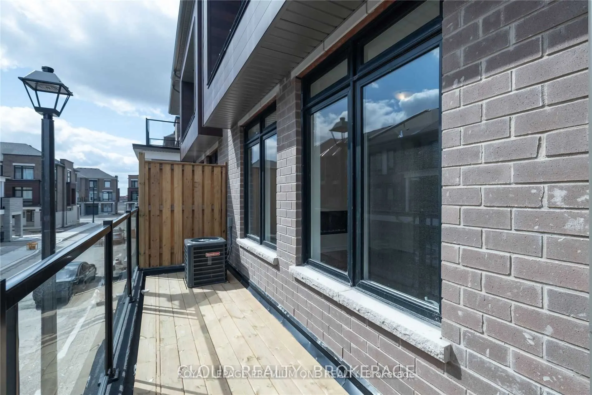 24 Elsinore Street