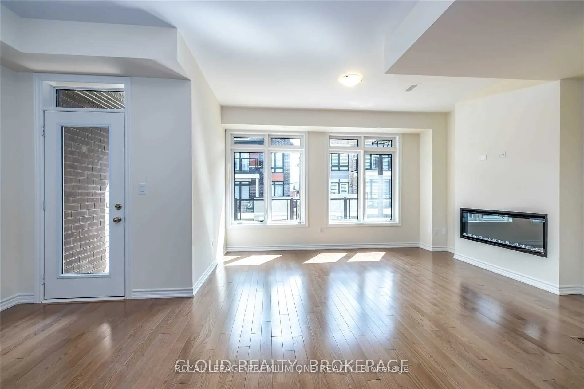 24 Elsinore Street