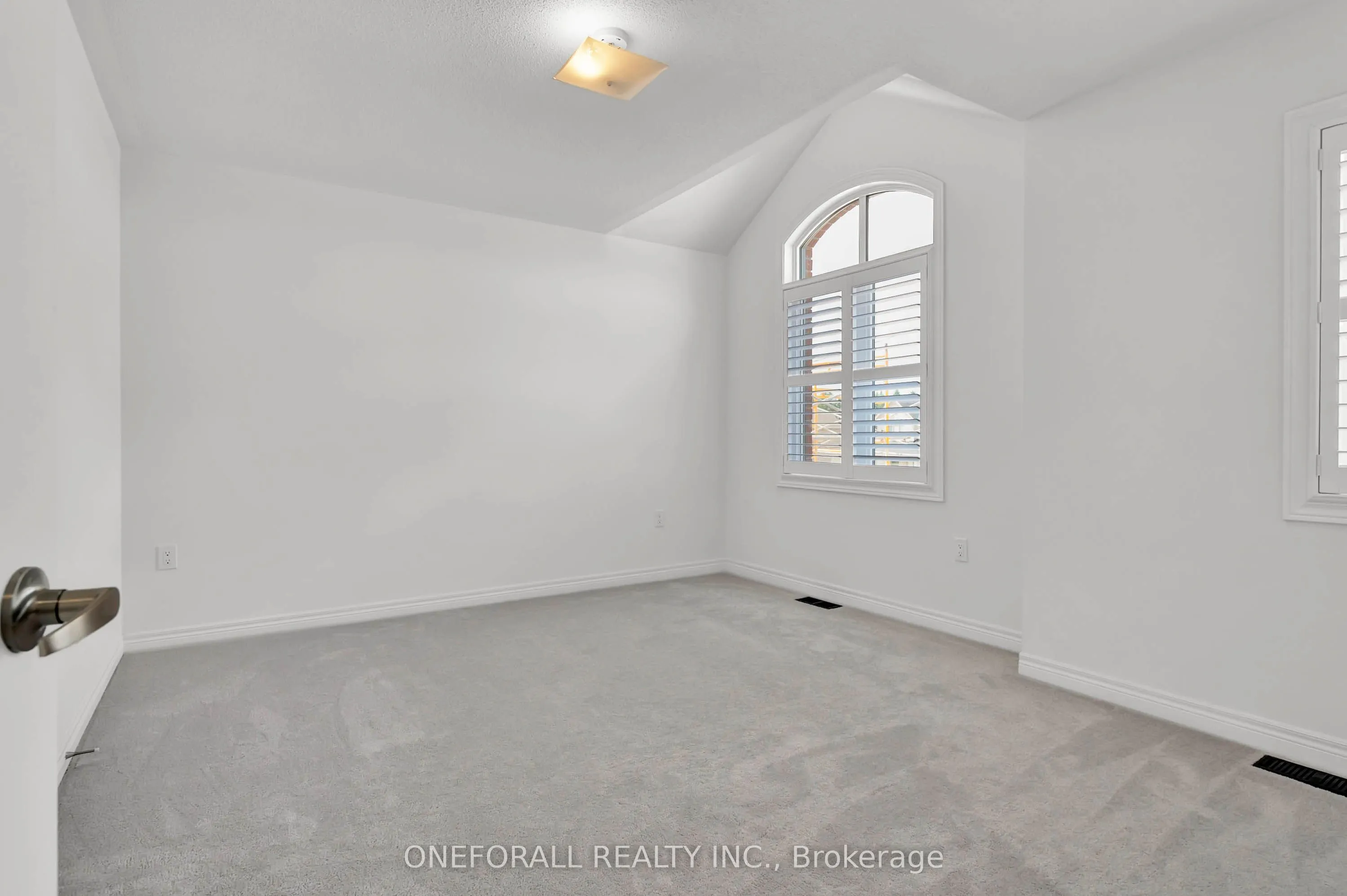 68 Wakefield Boulevard