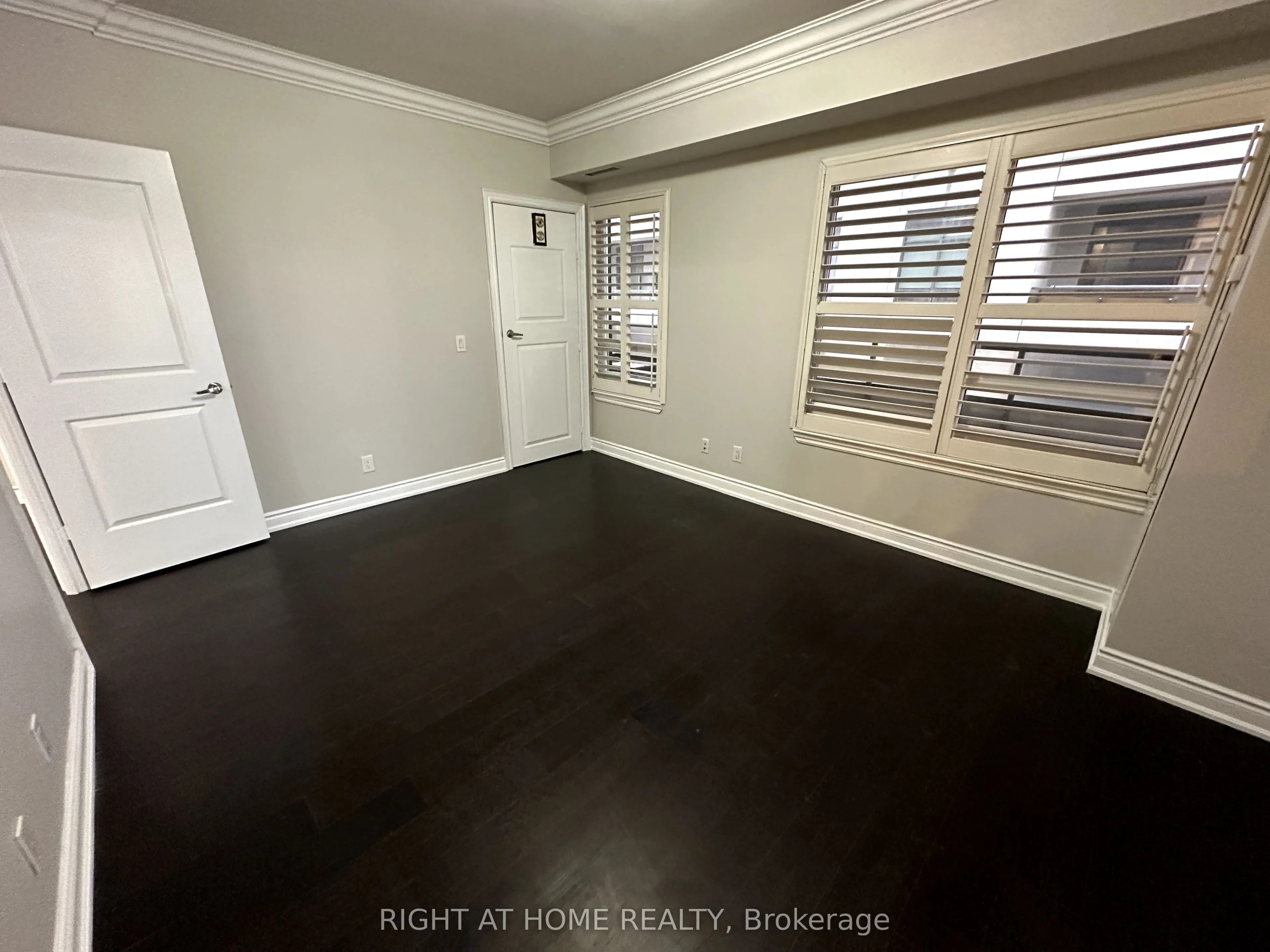 9245 Jane Street, #1604