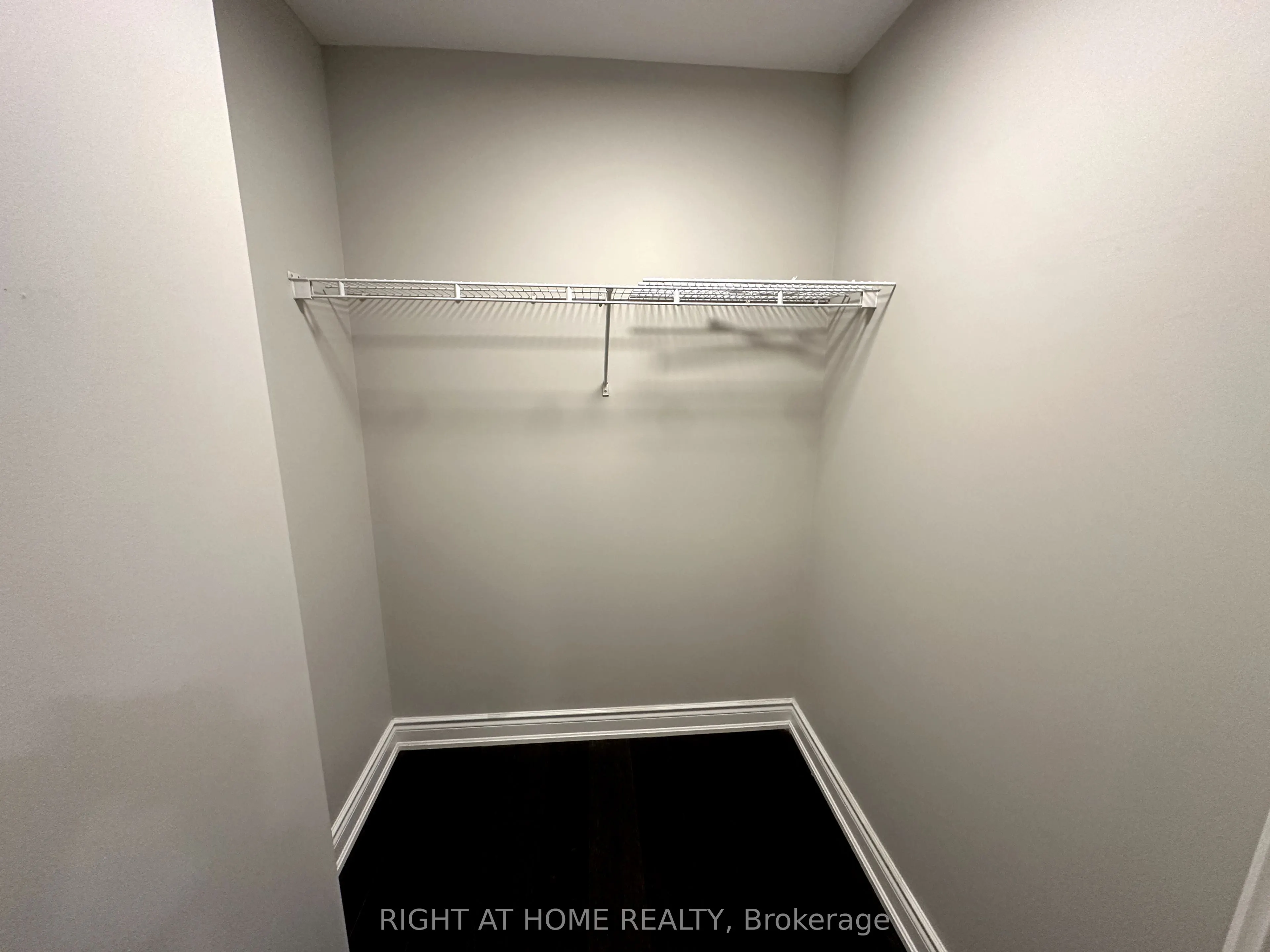 9245 Jane Street, #1604