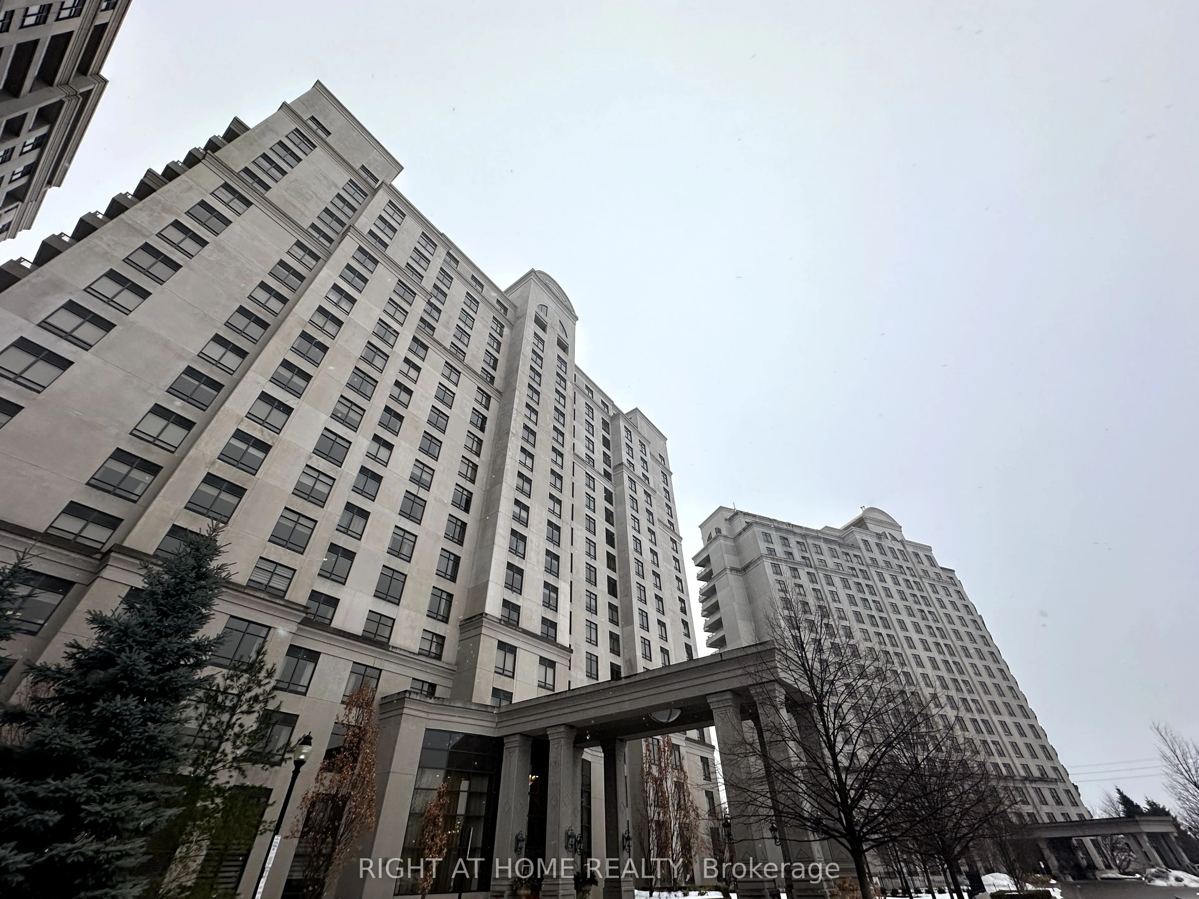 9245 Jane Street, #1604