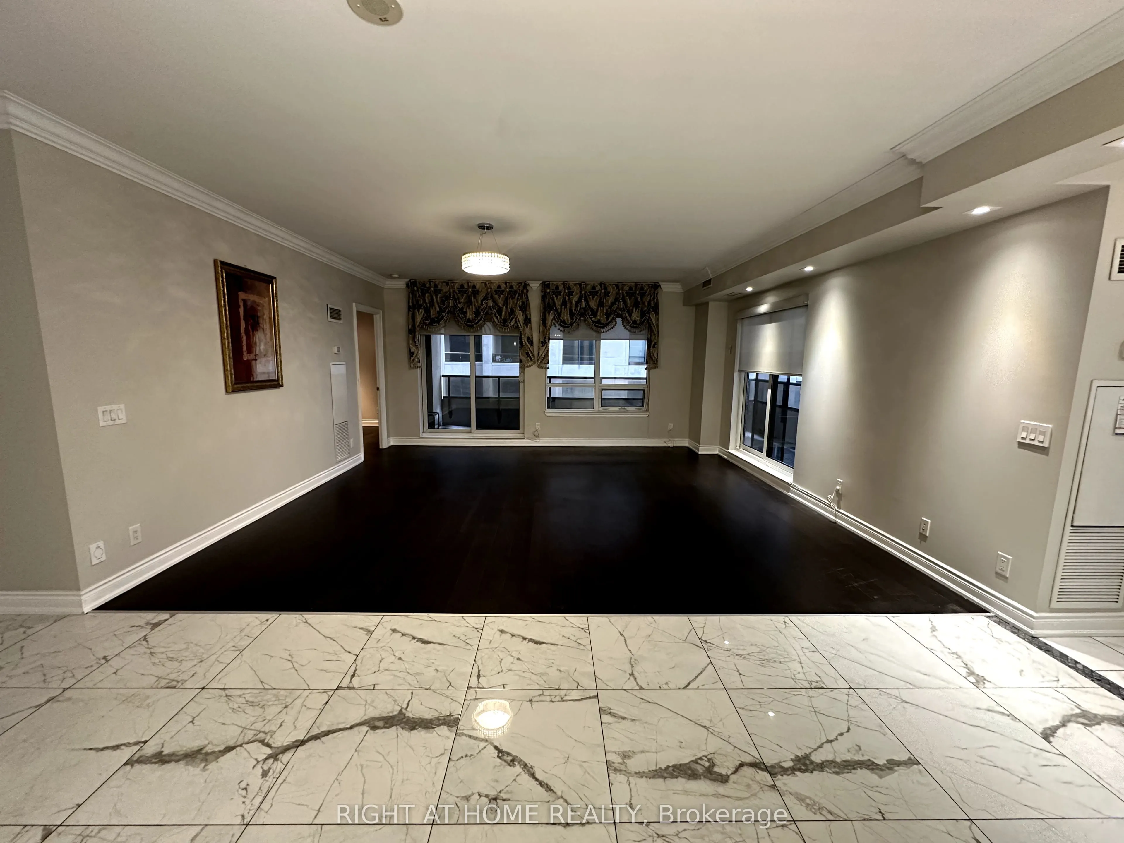 9245 Jane Street, #1604