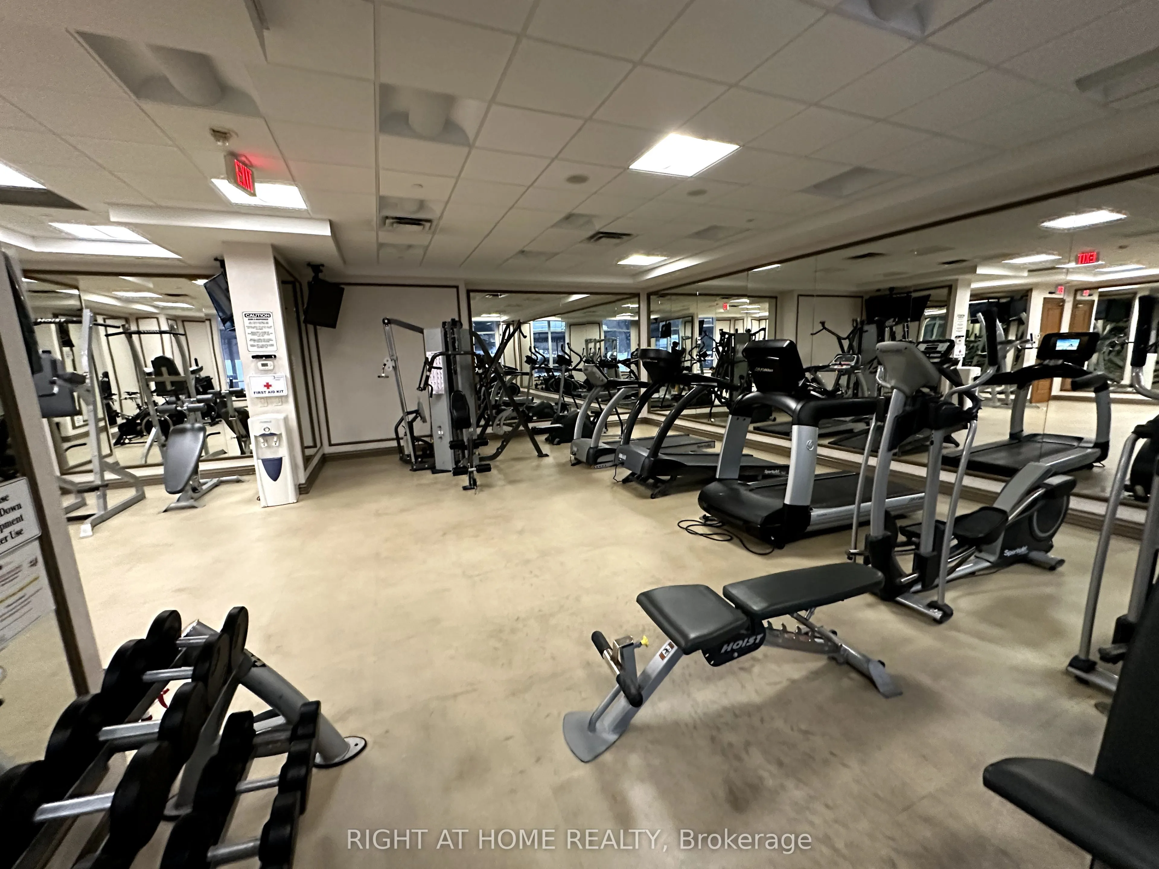 9245 Jane Street, #1604