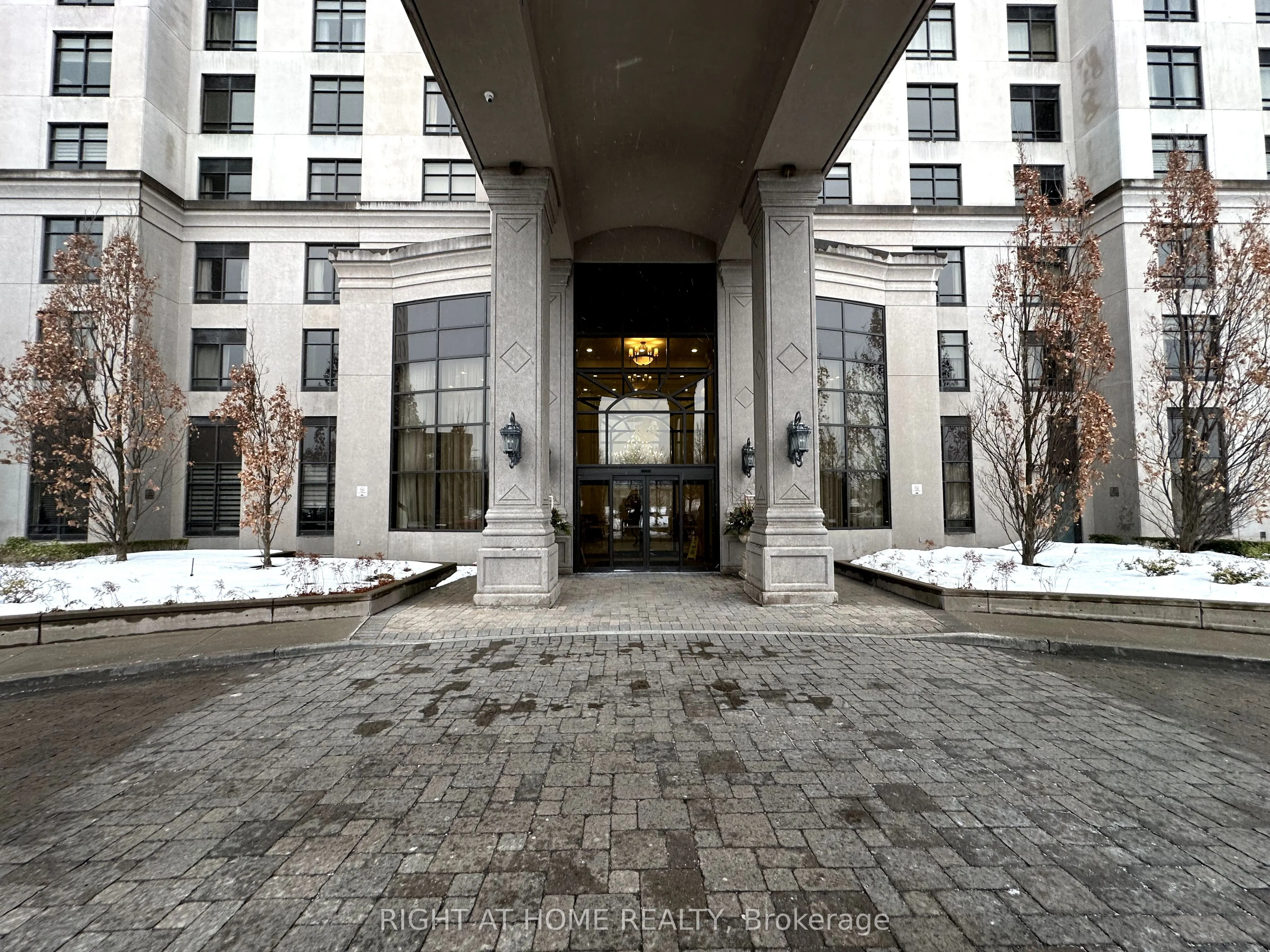 9245 Jane Street, #1604