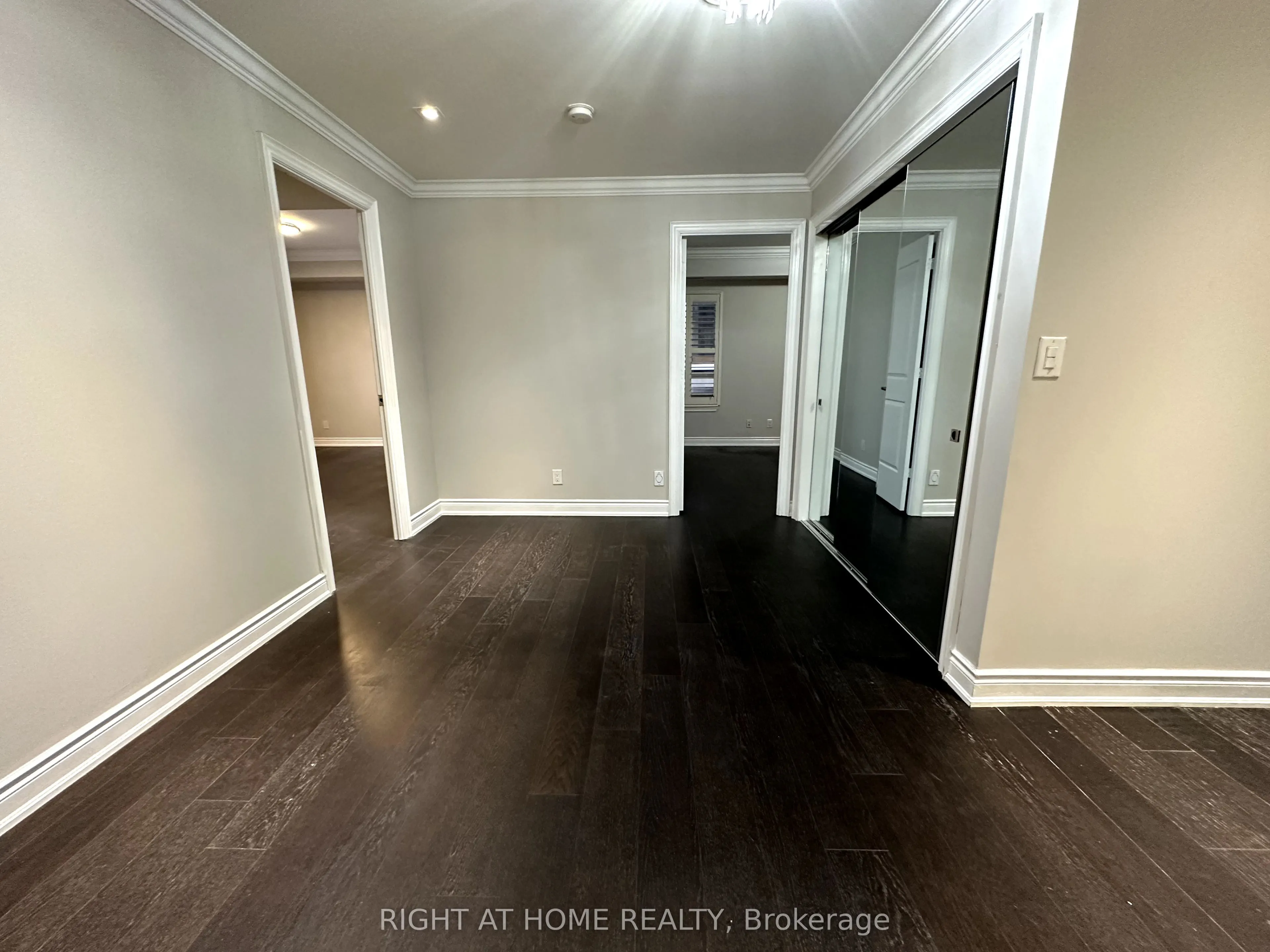 9245 Jane Street, #1604