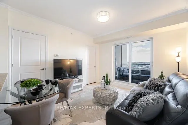 9255 Jane Street, #809