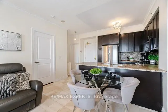 9255 Jane Street, #809
