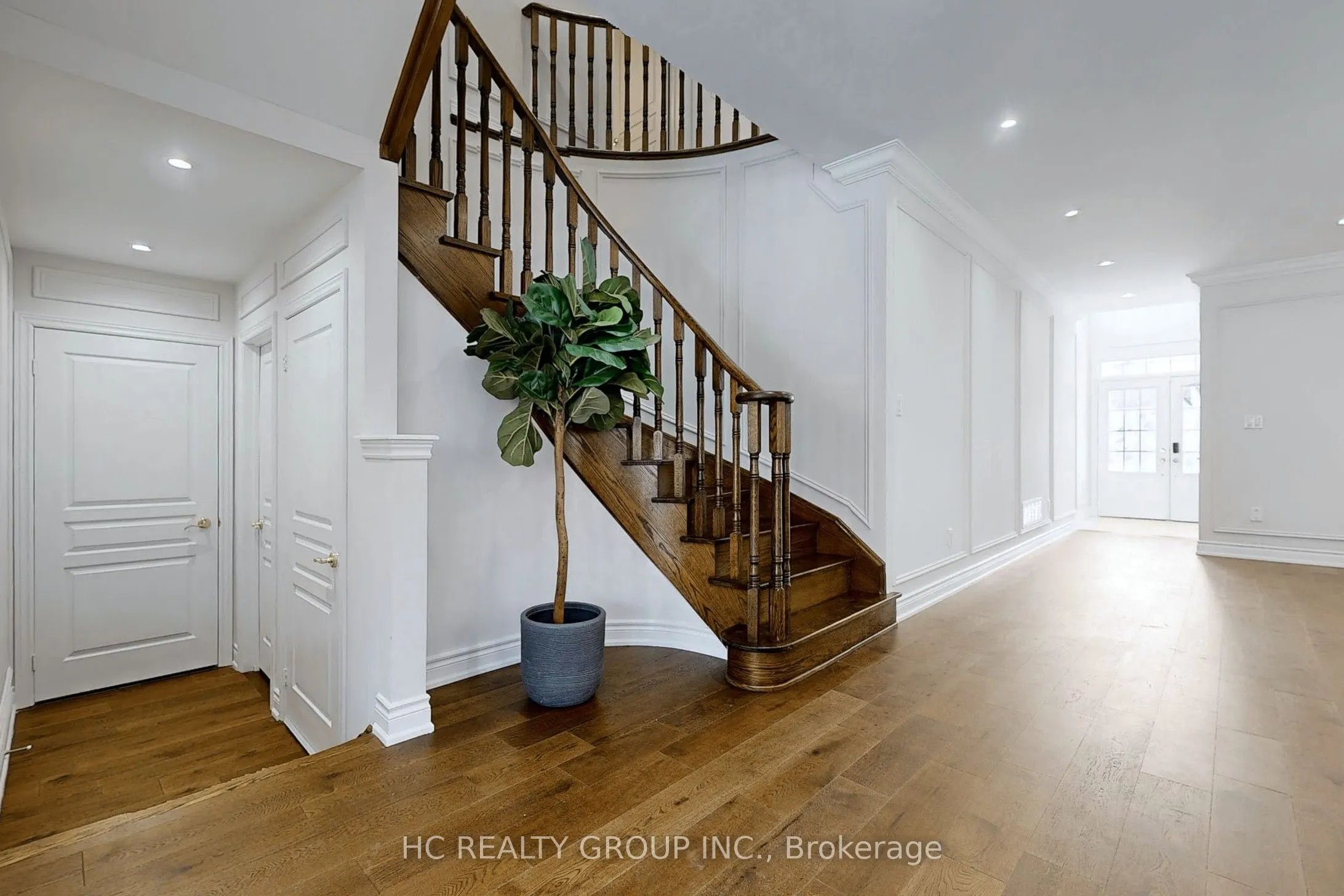 32 Stony Hill Boulevard