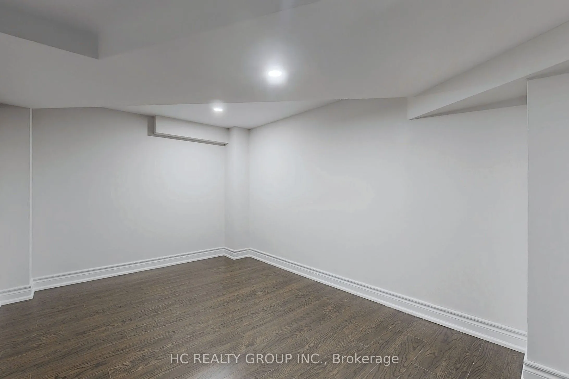 32 Stony Hill Boulevard