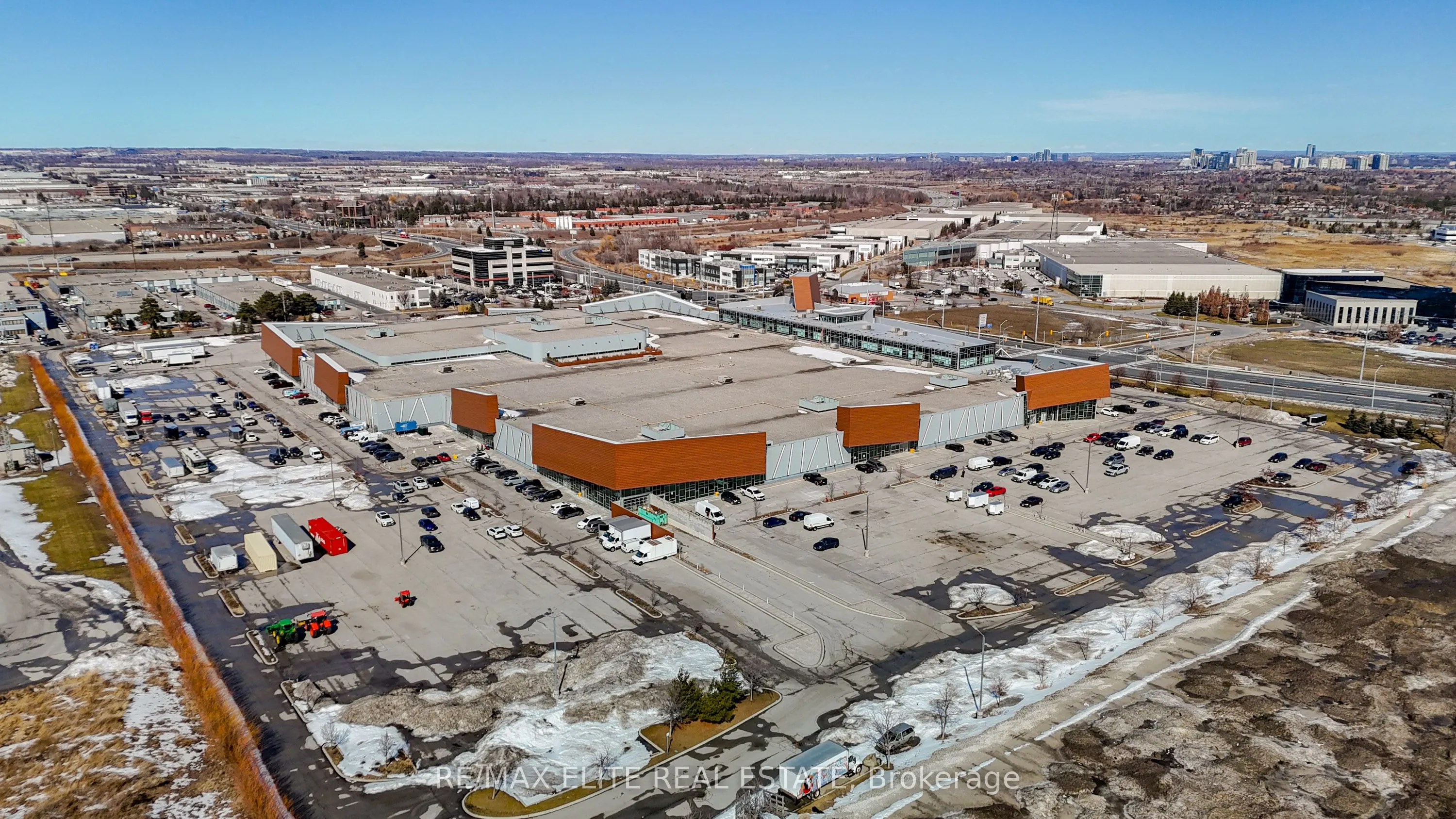 7250 Keele Street, #196 & 197