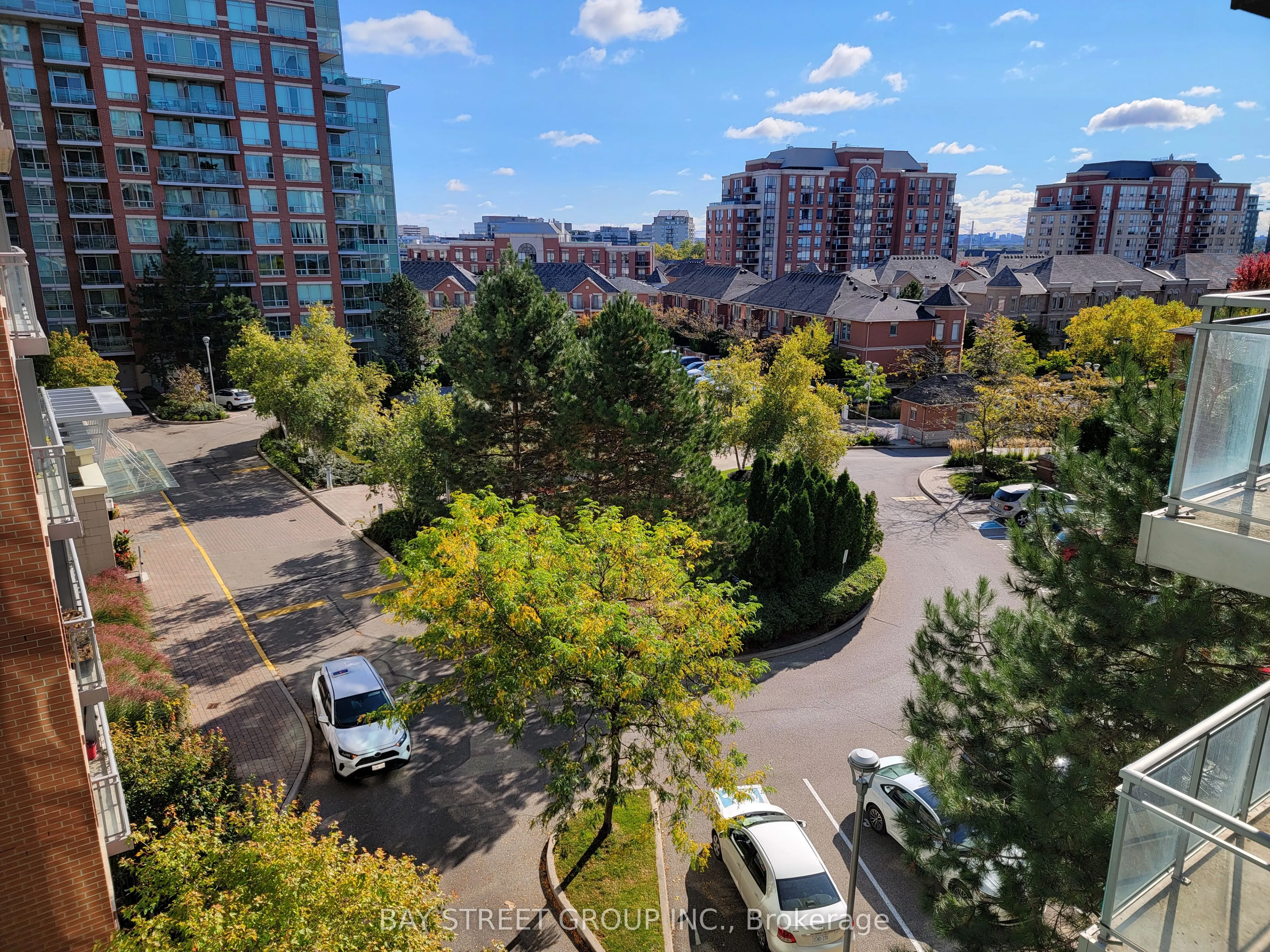 48 Suncrest Boulevard, #601