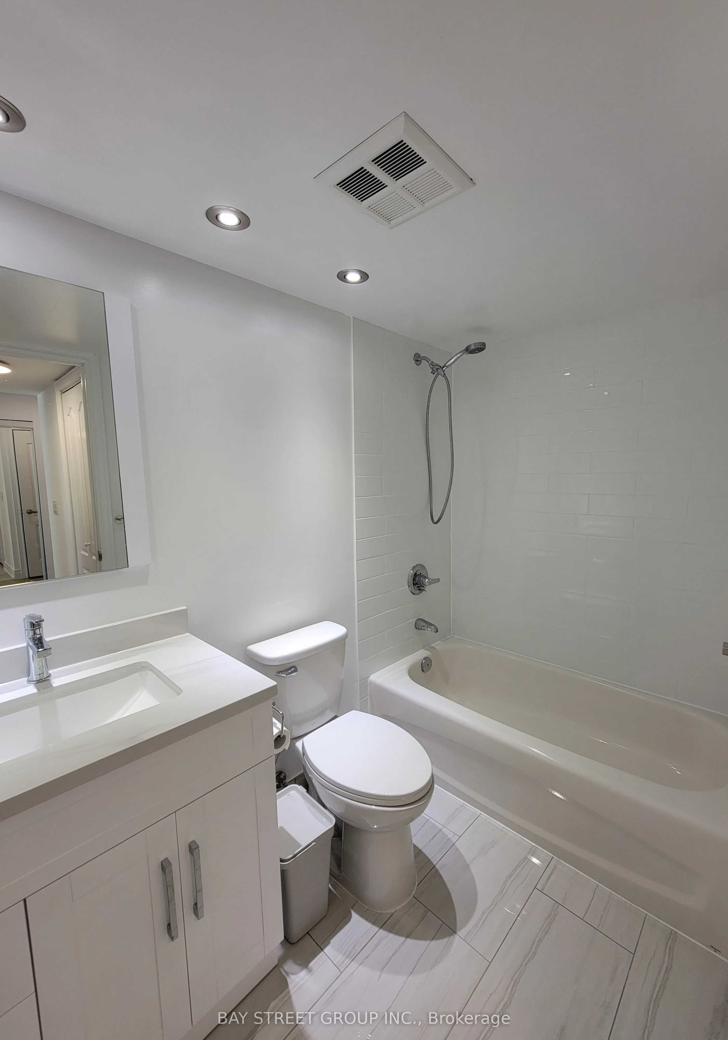 48 Suncrest Boulevard, #601