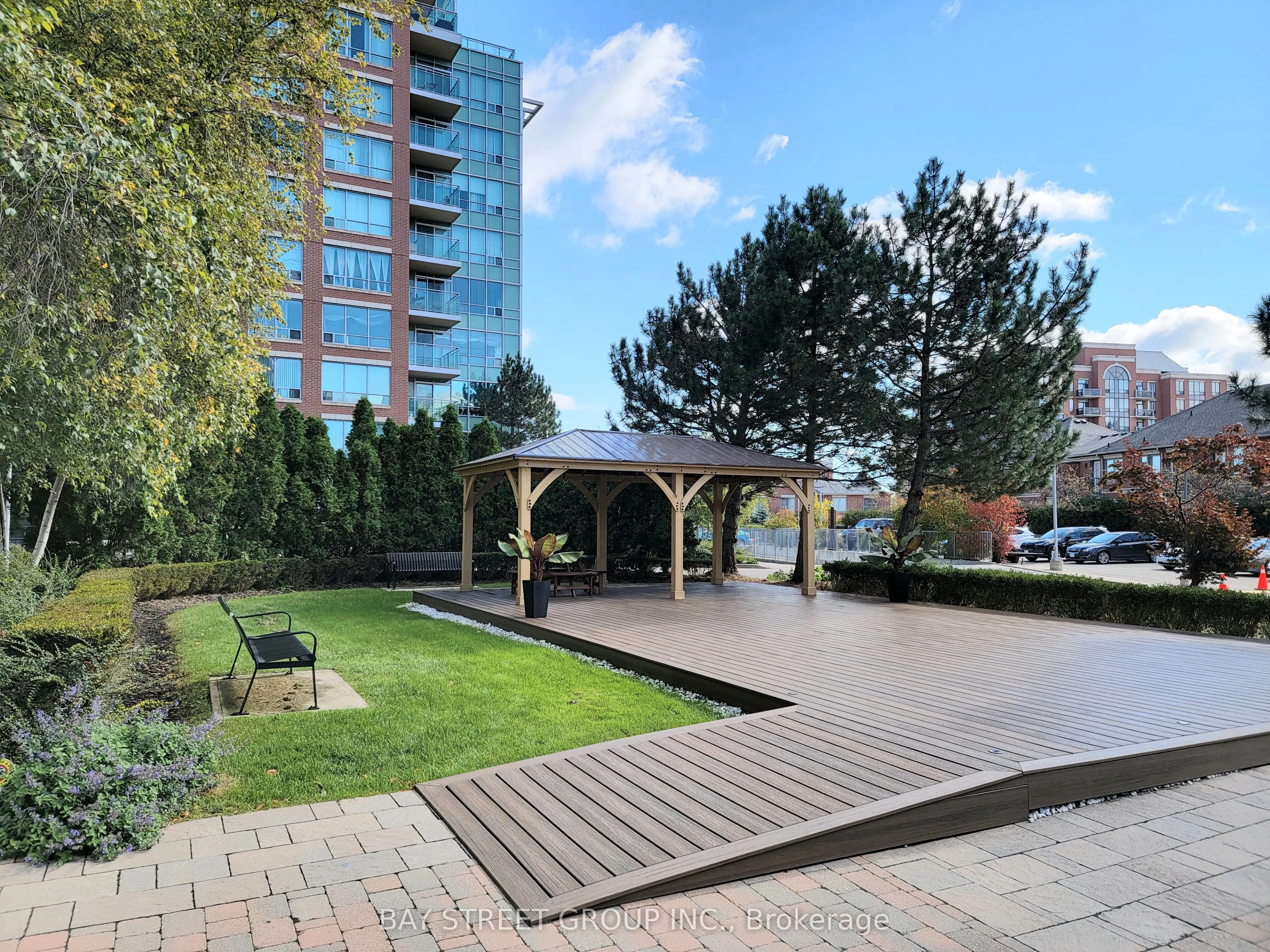 48 Suncrest Boulevard, #601