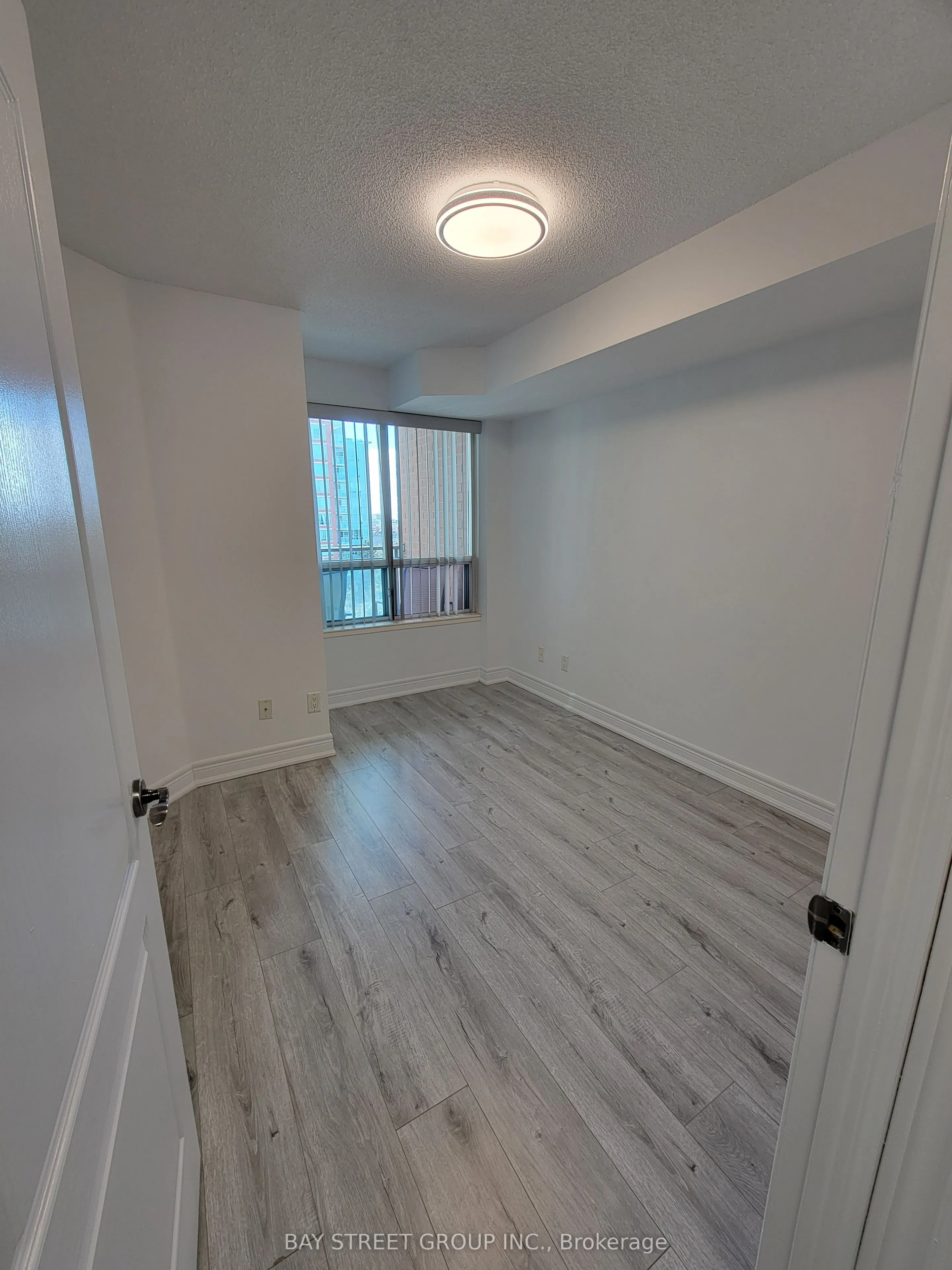 48 Suncrest Boulevard, #601