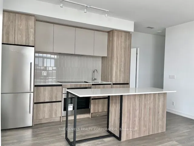 8 Beverley Glen Boulevard #1010