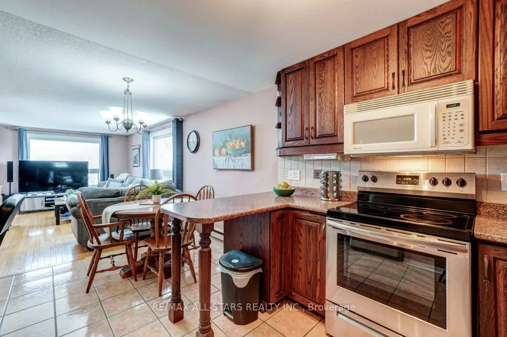 219 Main Street N, #306