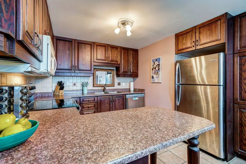 219 Main Street N, #306