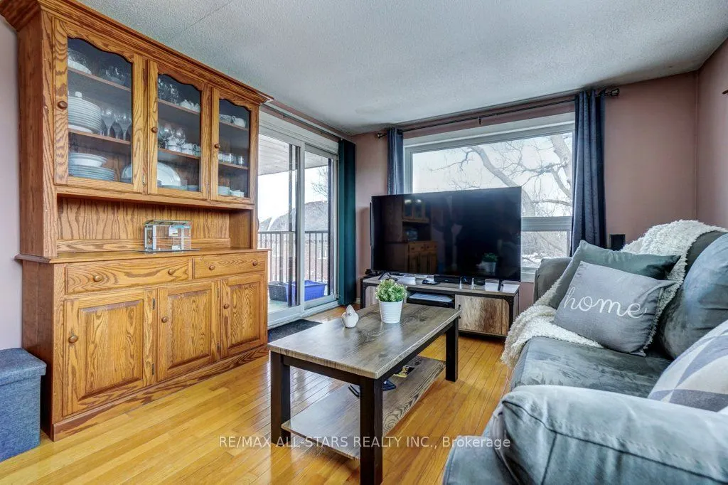 219 Main Street N, #306