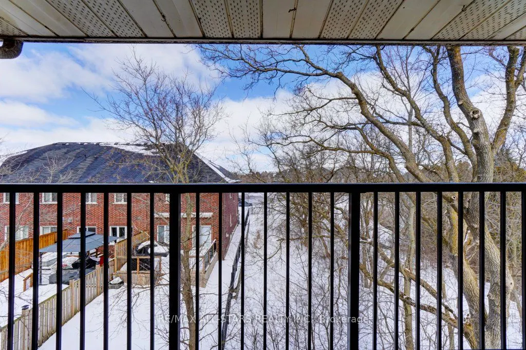 219 Main Street N, #306