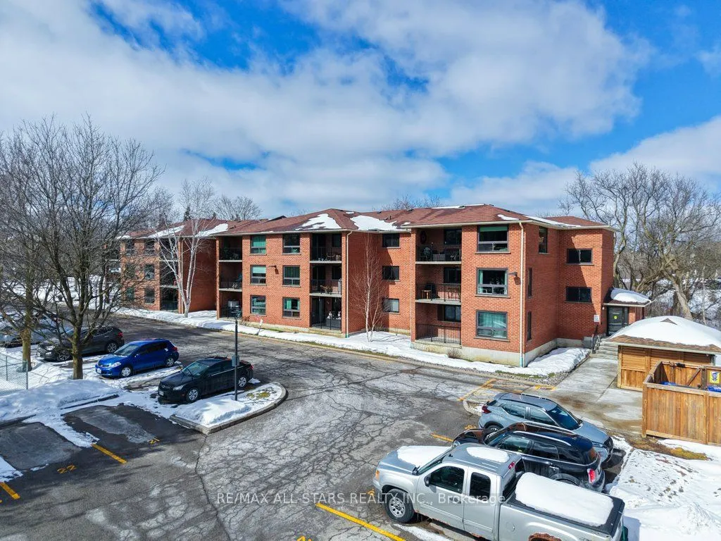 219 Main Street N, #306
