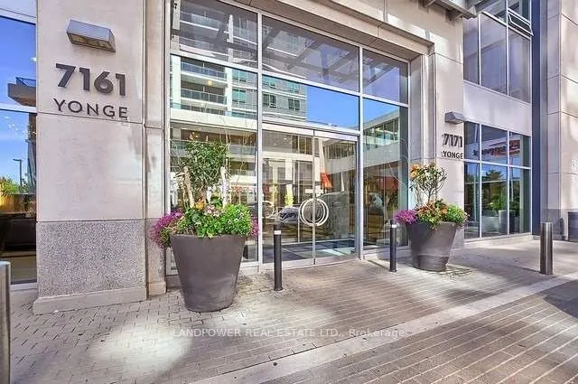 7161 Yonge Street, #820