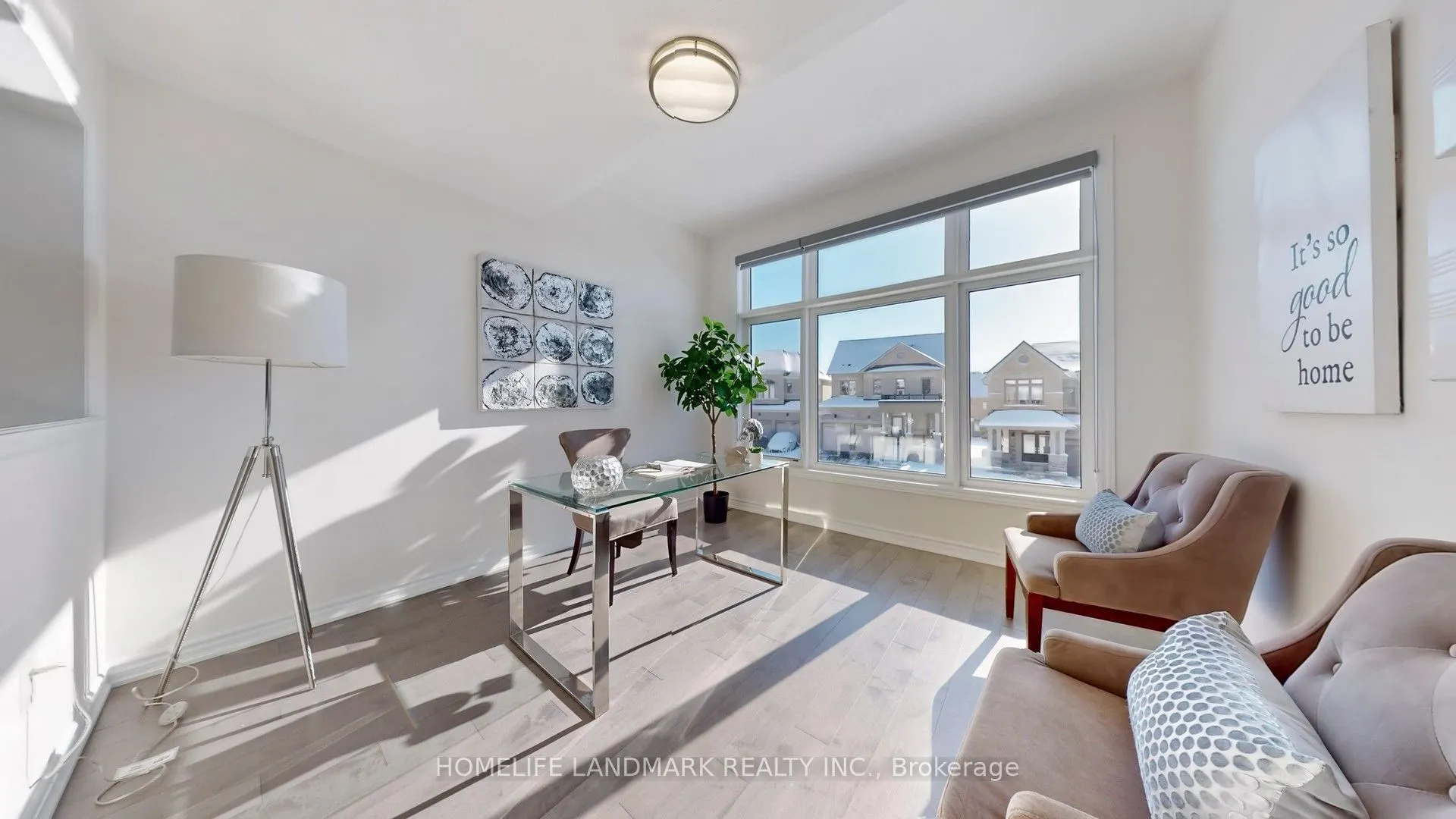 82 Kentledge Avenue