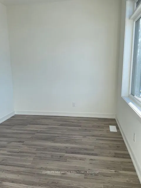 370 Red Maple Road, #7