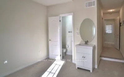 15 Old Colony Road, #11