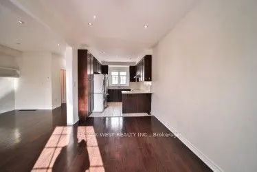 15 Old Colony Road, #11
