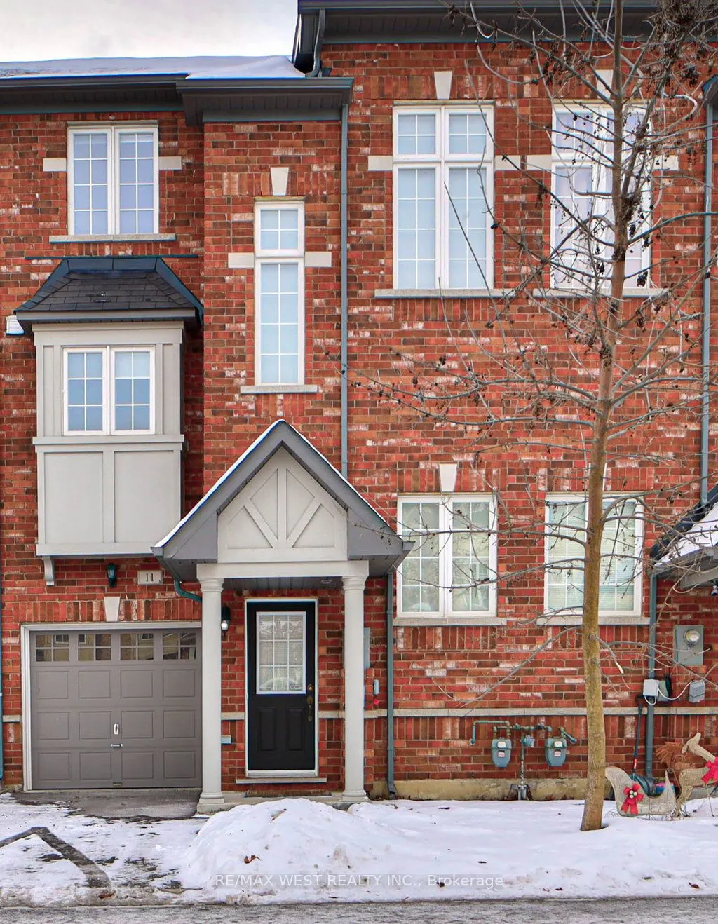 15 Old Colony Road, #11