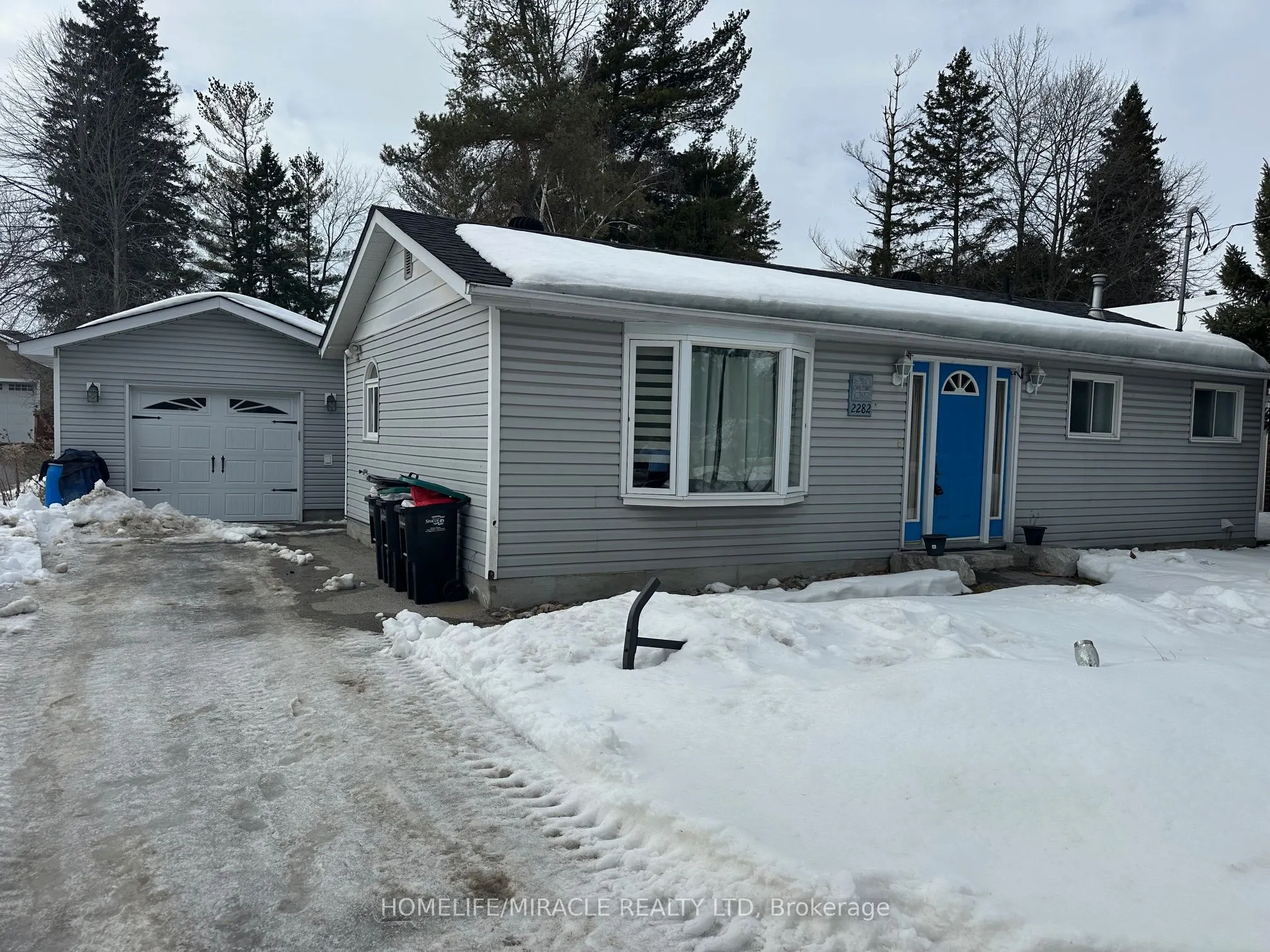 2282 25th Side Road