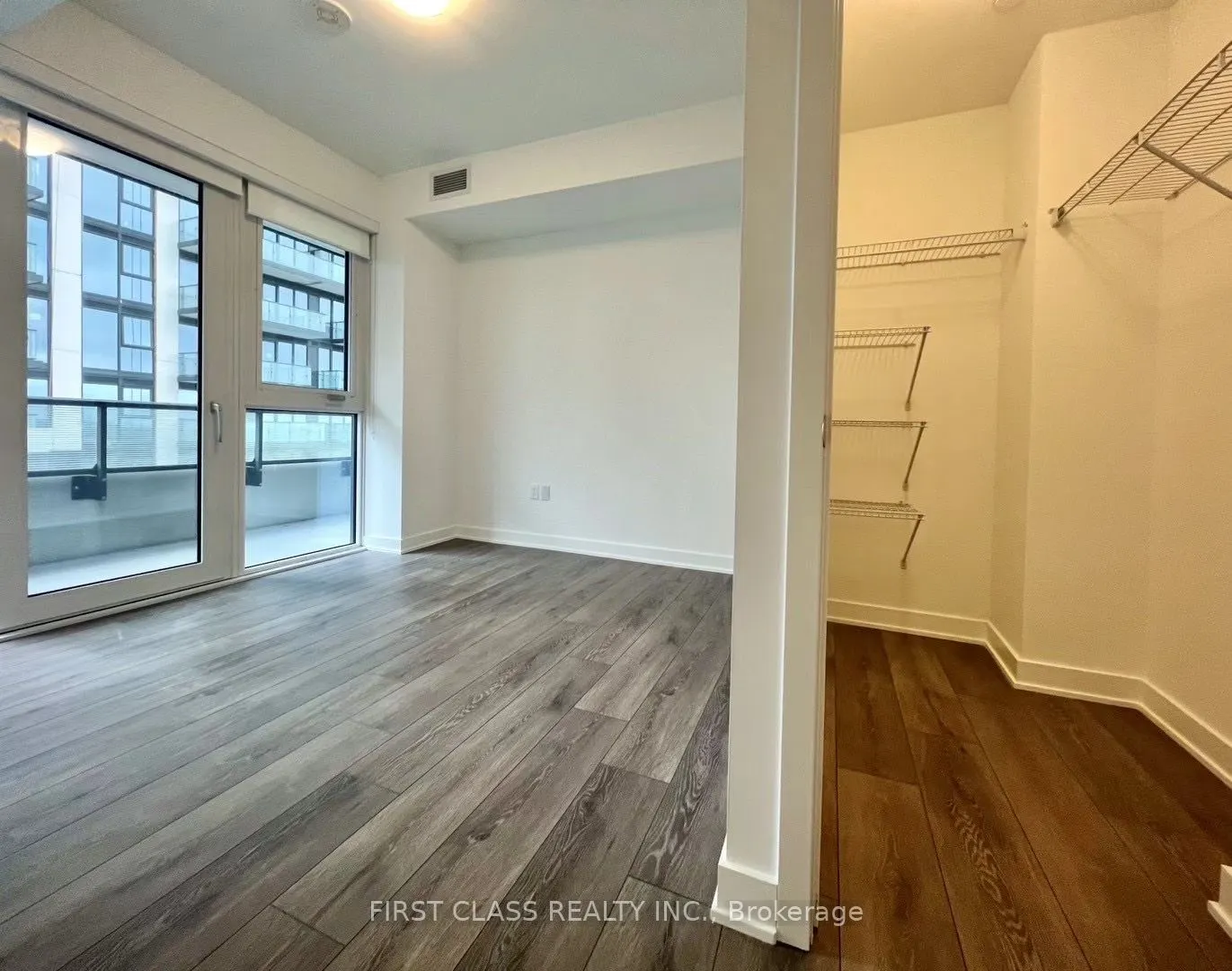 95 Oneida Crescent, #1209