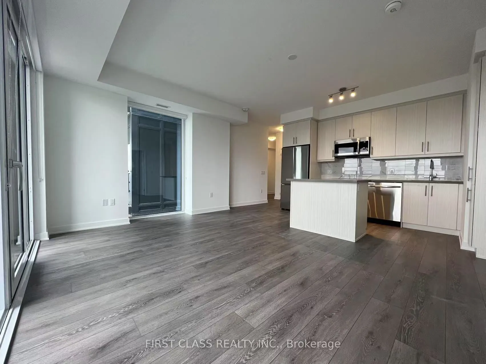 95 Oneida Crescent, #1209