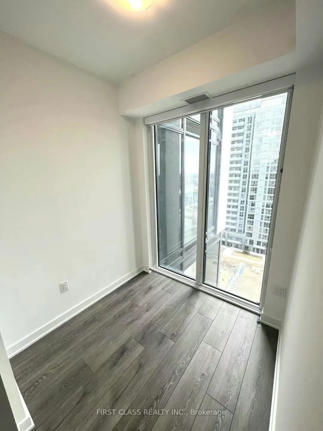 95 Oneida Crescent, #1209