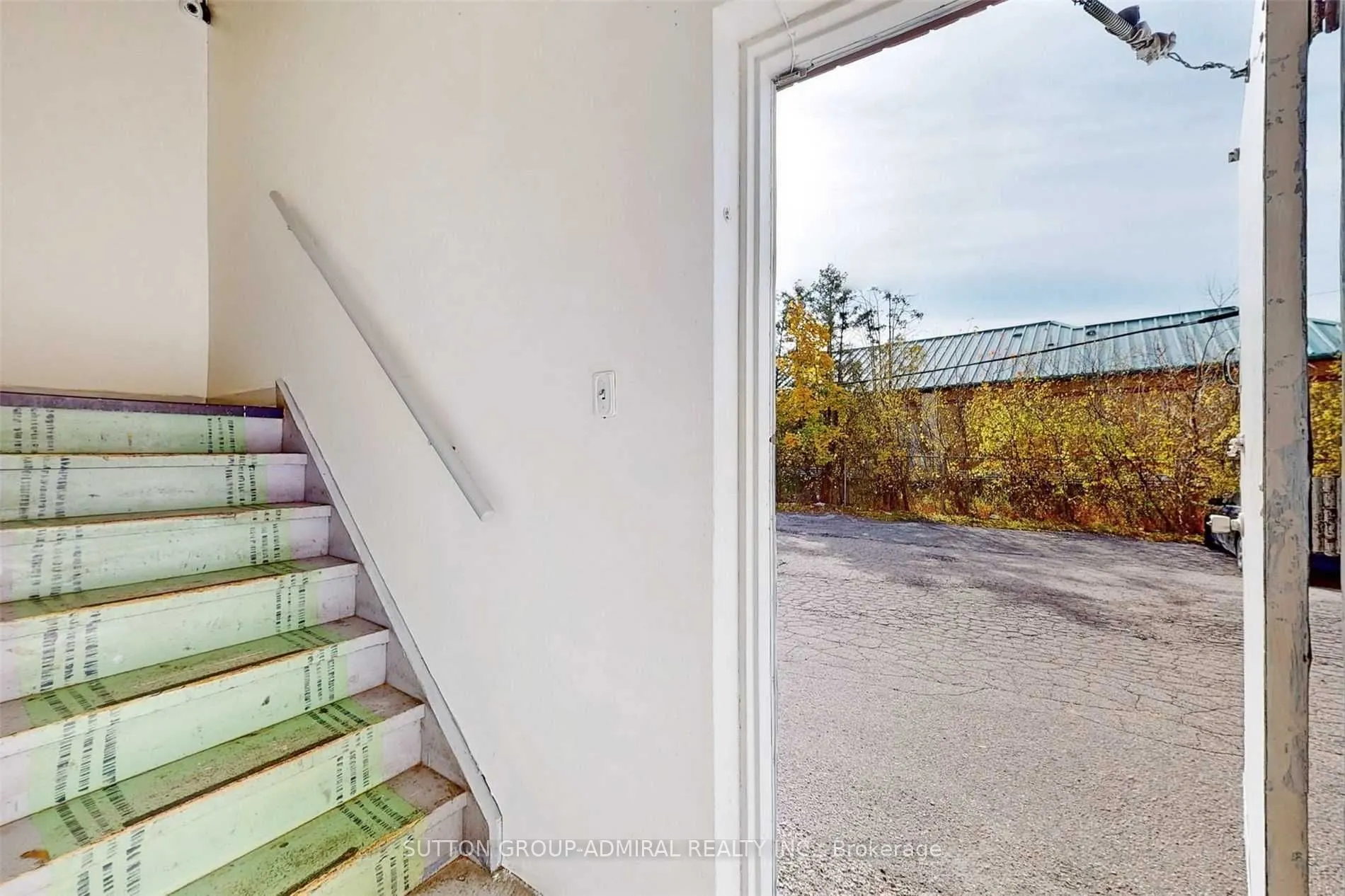 15408 Yonge Street, #7
