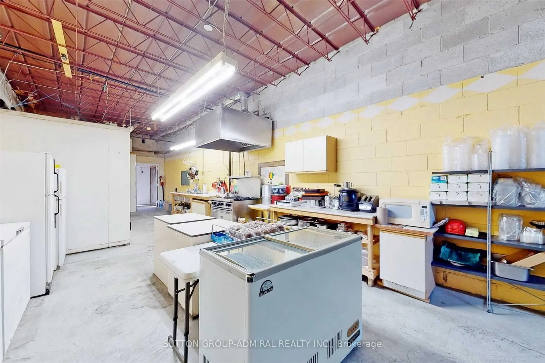 15408 Yonge Street, #7
