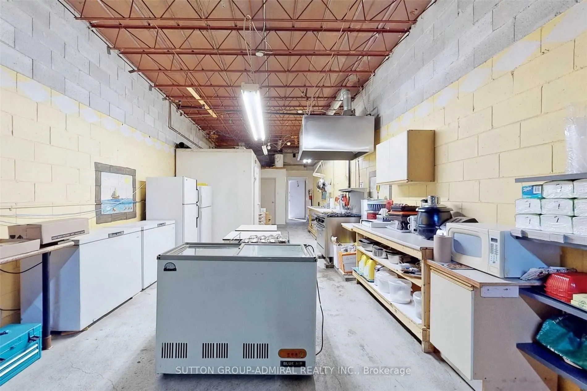 15408 Yonge Street, #7