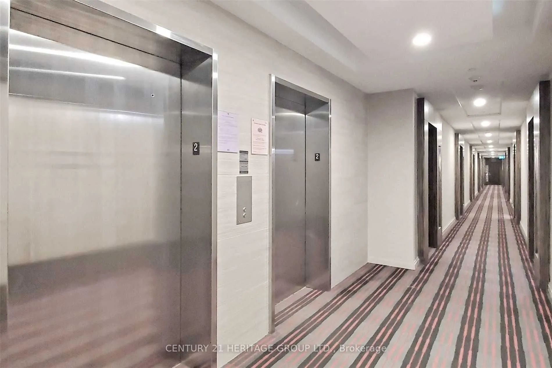 8763 Bayview Avenue N, #201