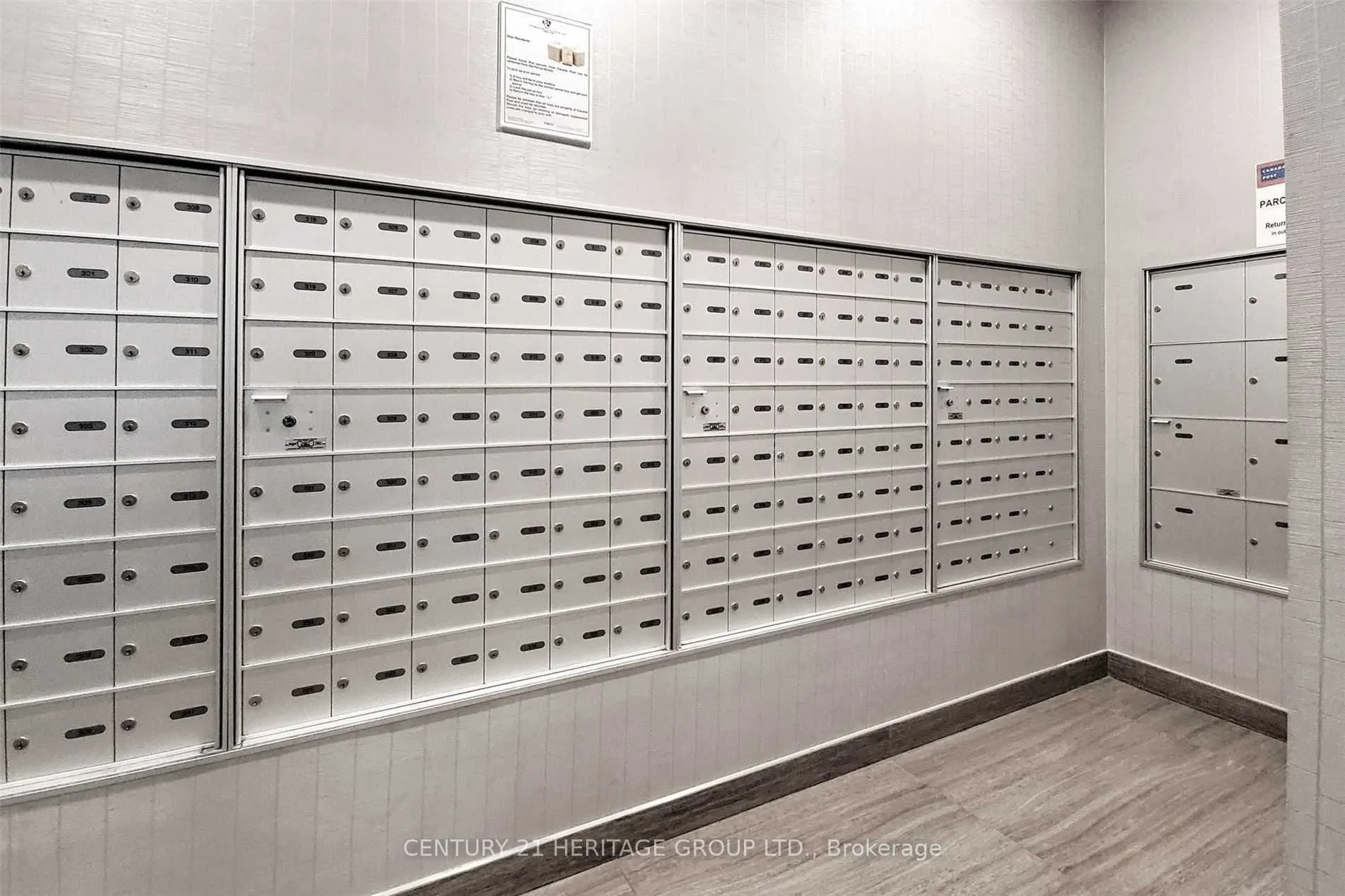 8763 Bayview Avenue N, #201