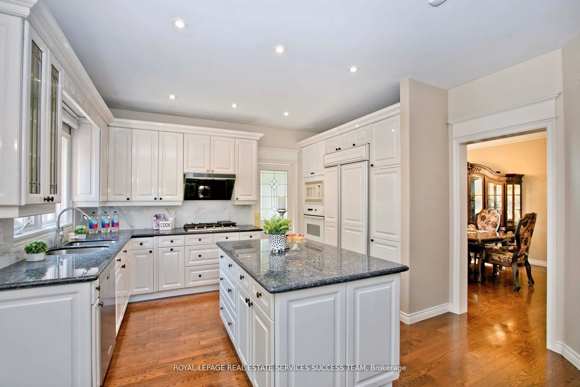 37 Heatherwood Crescent