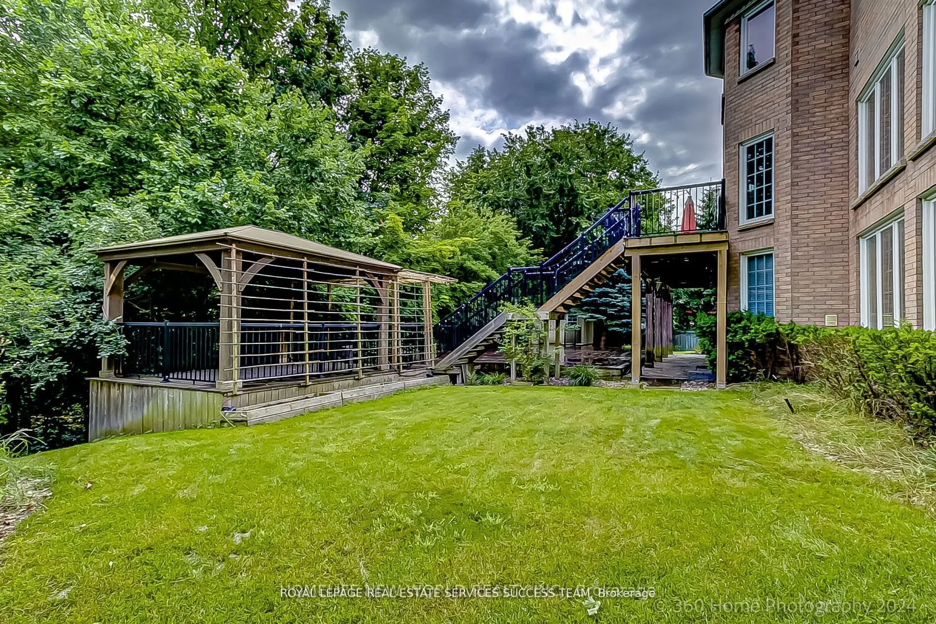 37 Heatherwood Crescent