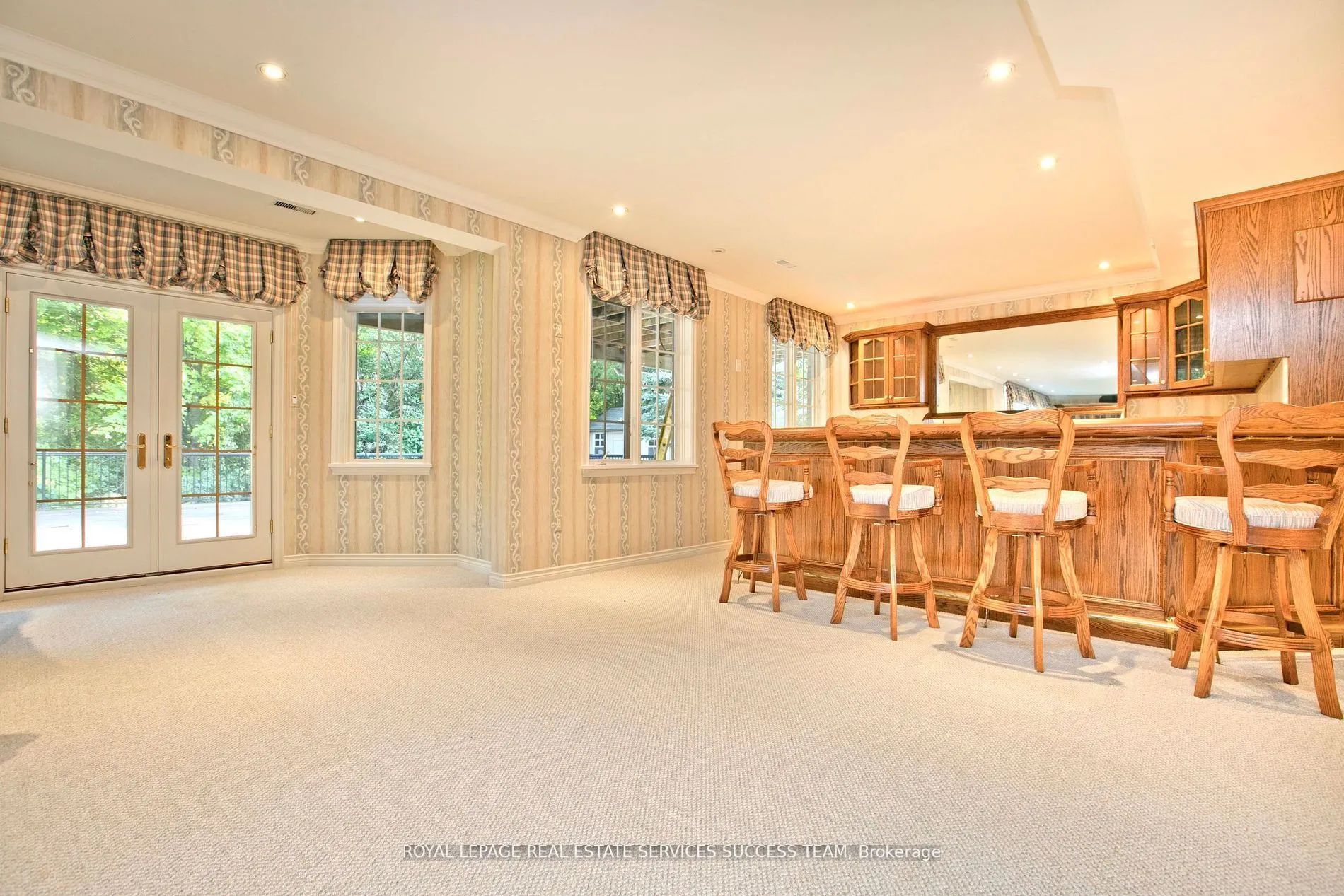 37 Heatherwood Crescent