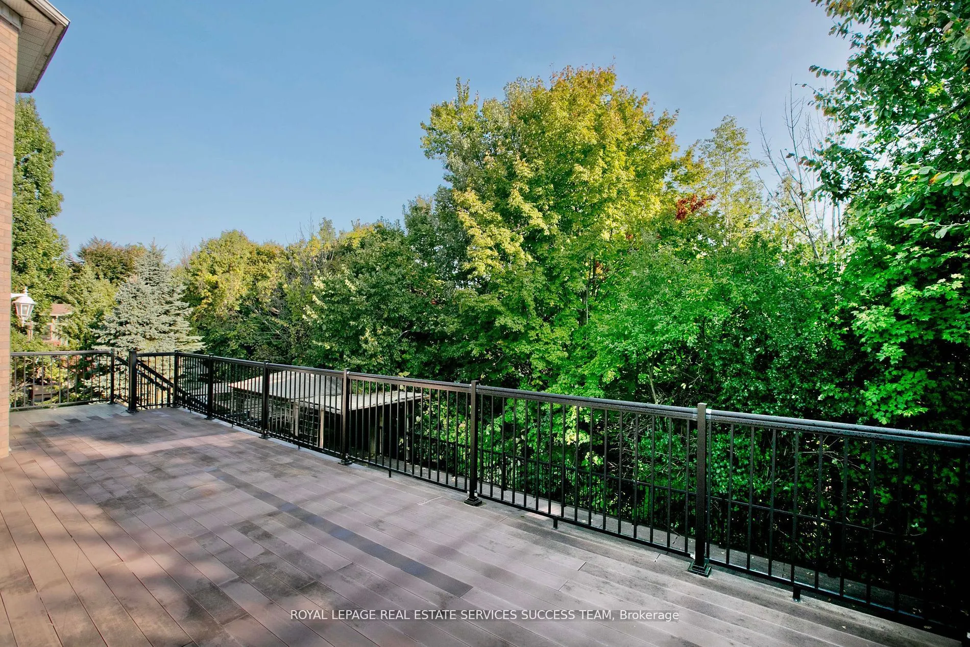 37 Heatherwood Crescent