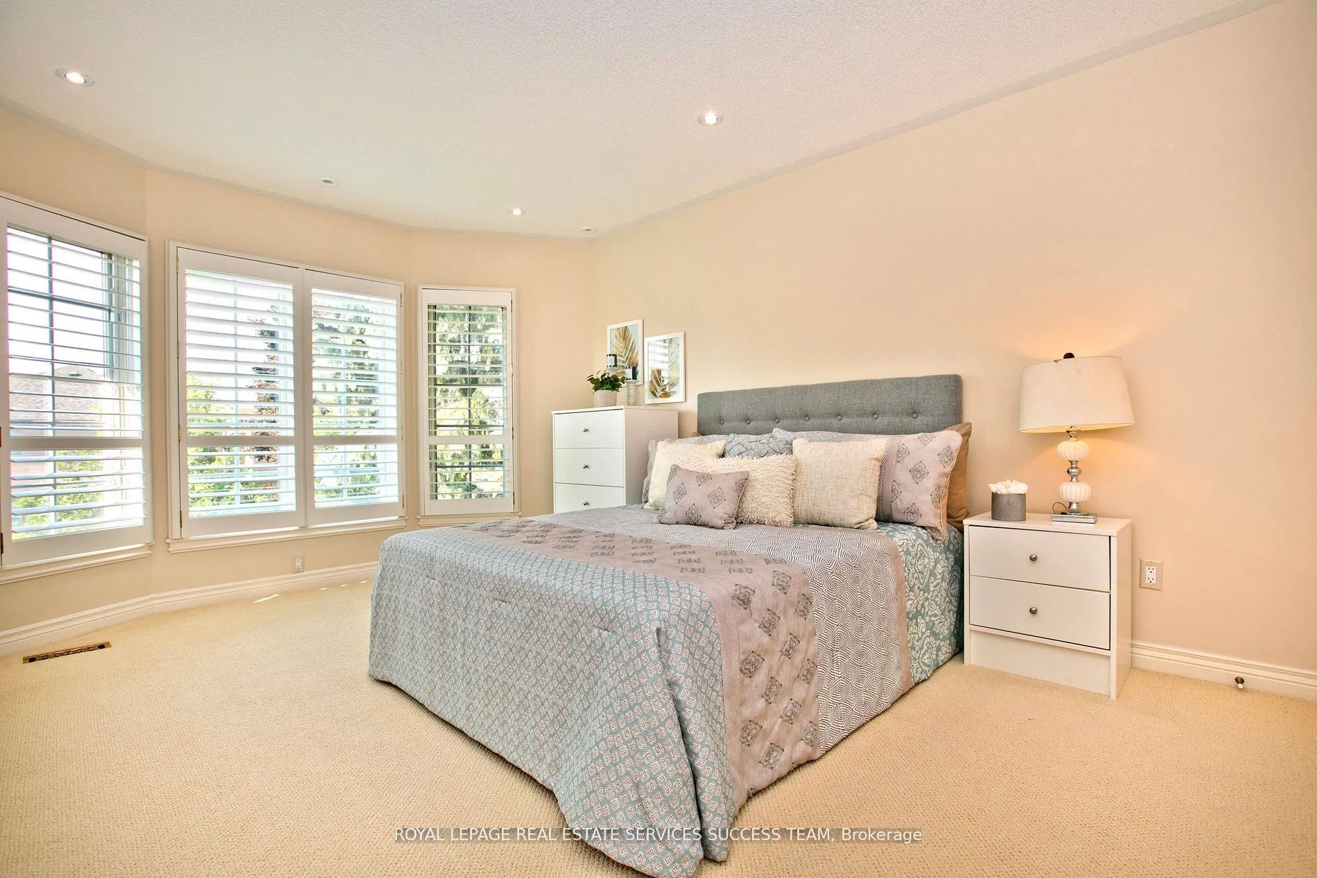 37 Heatherwood Crescent