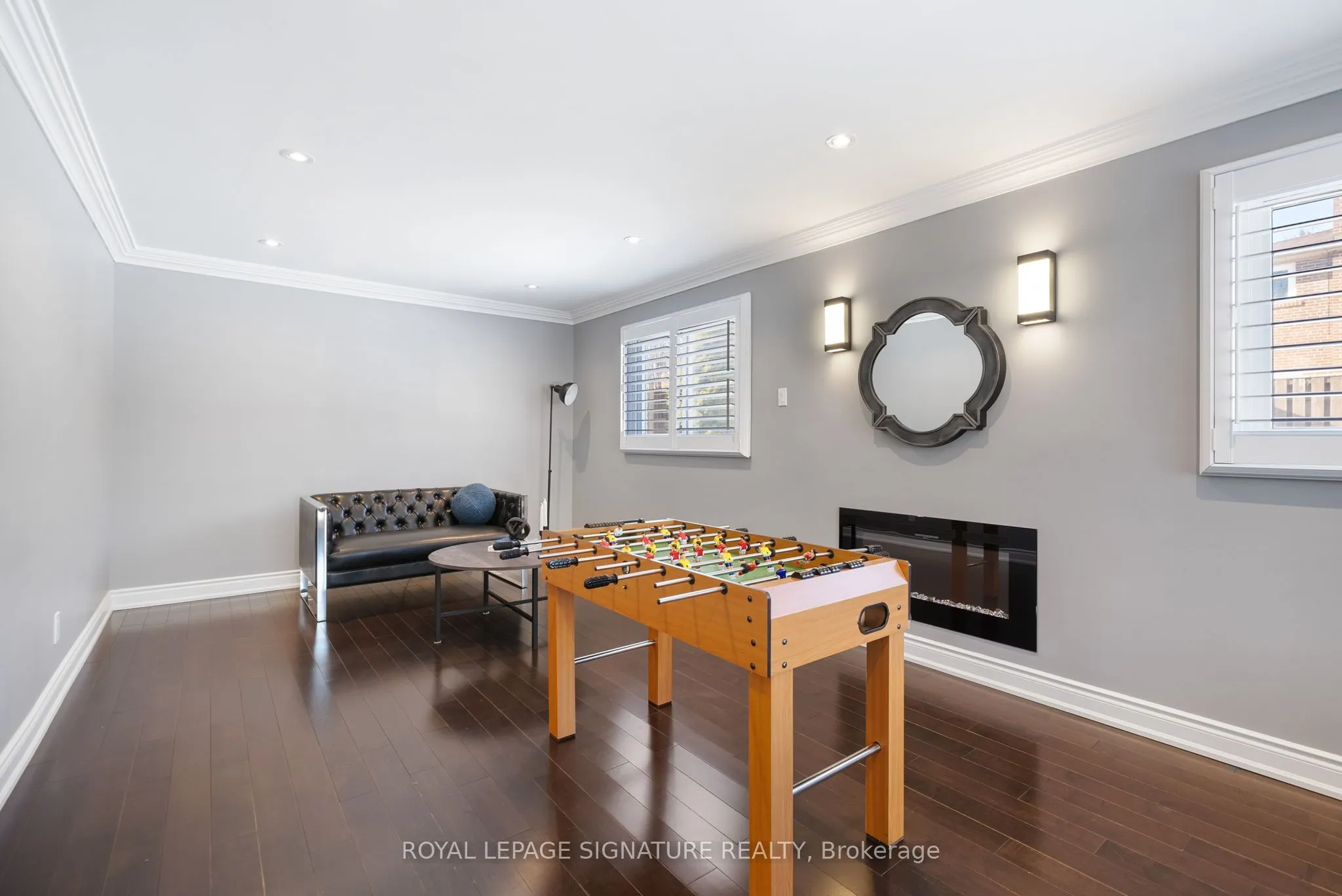 30 John Dexter Place